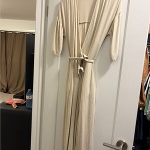 Eve Gravel Beige Textured Top